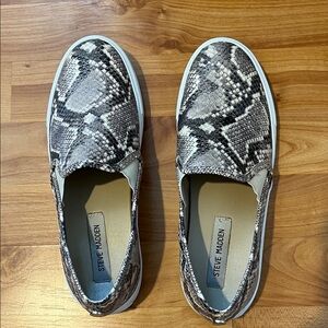 Steve Madden shoes